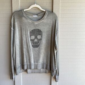 NWT Britney Black Rhinestone Skull Grayish/Green Tunic Pullover Top Size: L